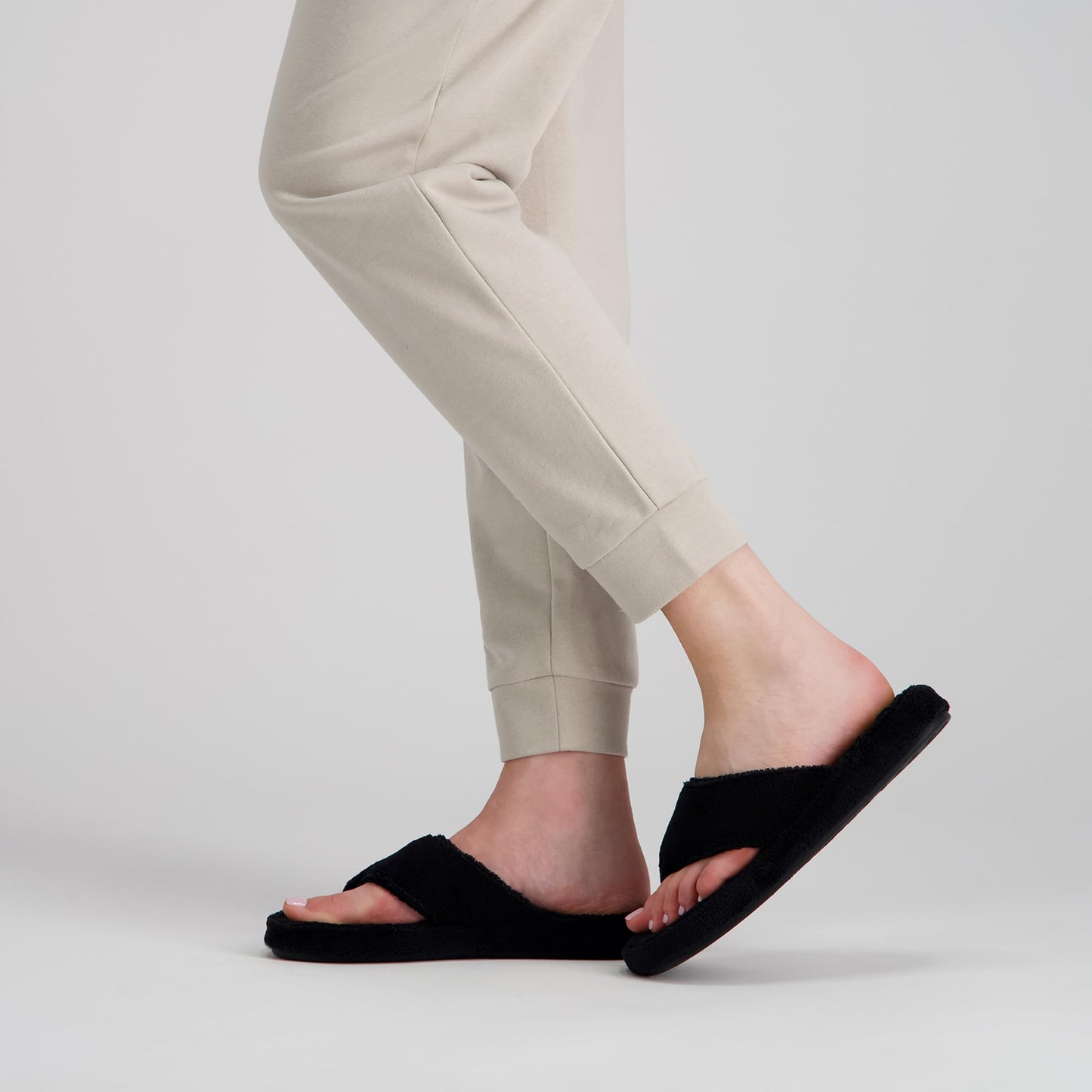 Acorn Women's Spa Thong Slippers with Cloud Contour Comfort - Arch Support and Plush Fluffy Terry Lining, Perfect for Beach, Camping, Poolside, or Bathroom Wear, Black, 8 - 9