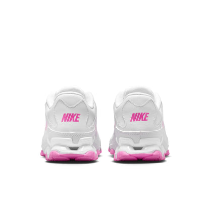 Nike Women's Reax 8 Trainer, White/Metallic Silver-Playful Pink, 9.5