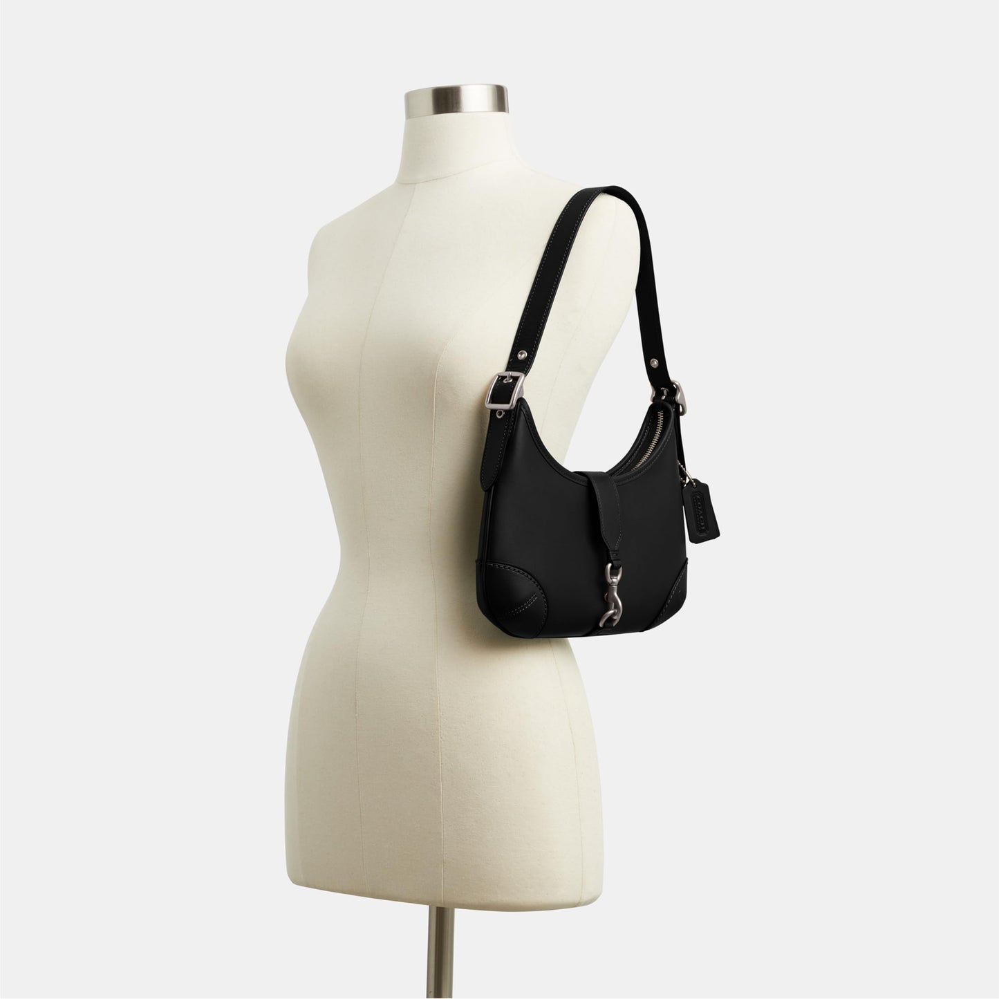Coach, Womens, The Originals Glovetanned Leather Hamptons Hobo, Black, One Size