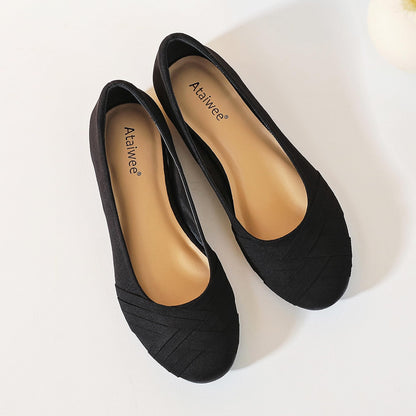 Ataiwee Women's Wide Width Flats Shoes - Casual Comfortable Round Toe Plus Size Ballet Shoes.(1910002-8, BK/MF 8.5 W) Black