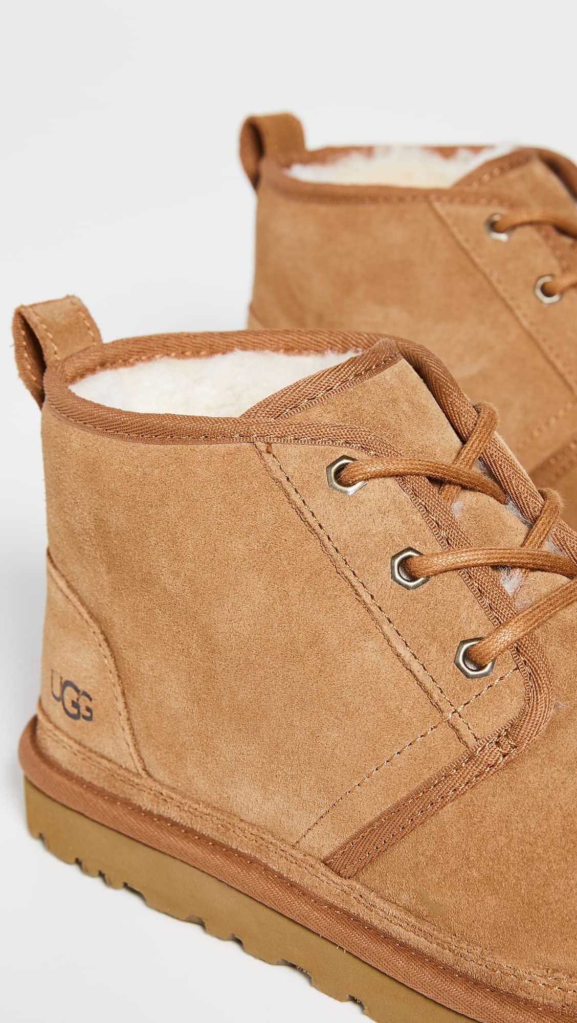 UGG Men's Neumel Boot, Chestnut, 10