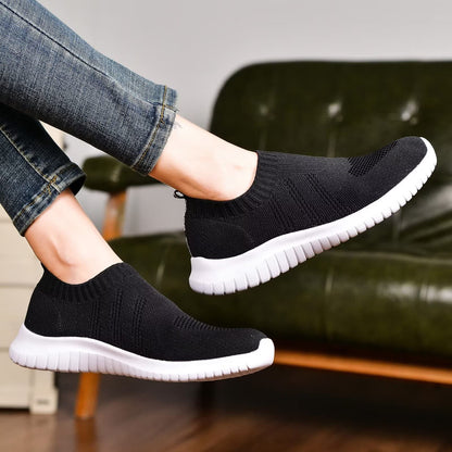 TIOSEBON Women's Walking Shoes Lightweight Mesh Slip-on- Breathable Running Sneakers 7.5 US Black