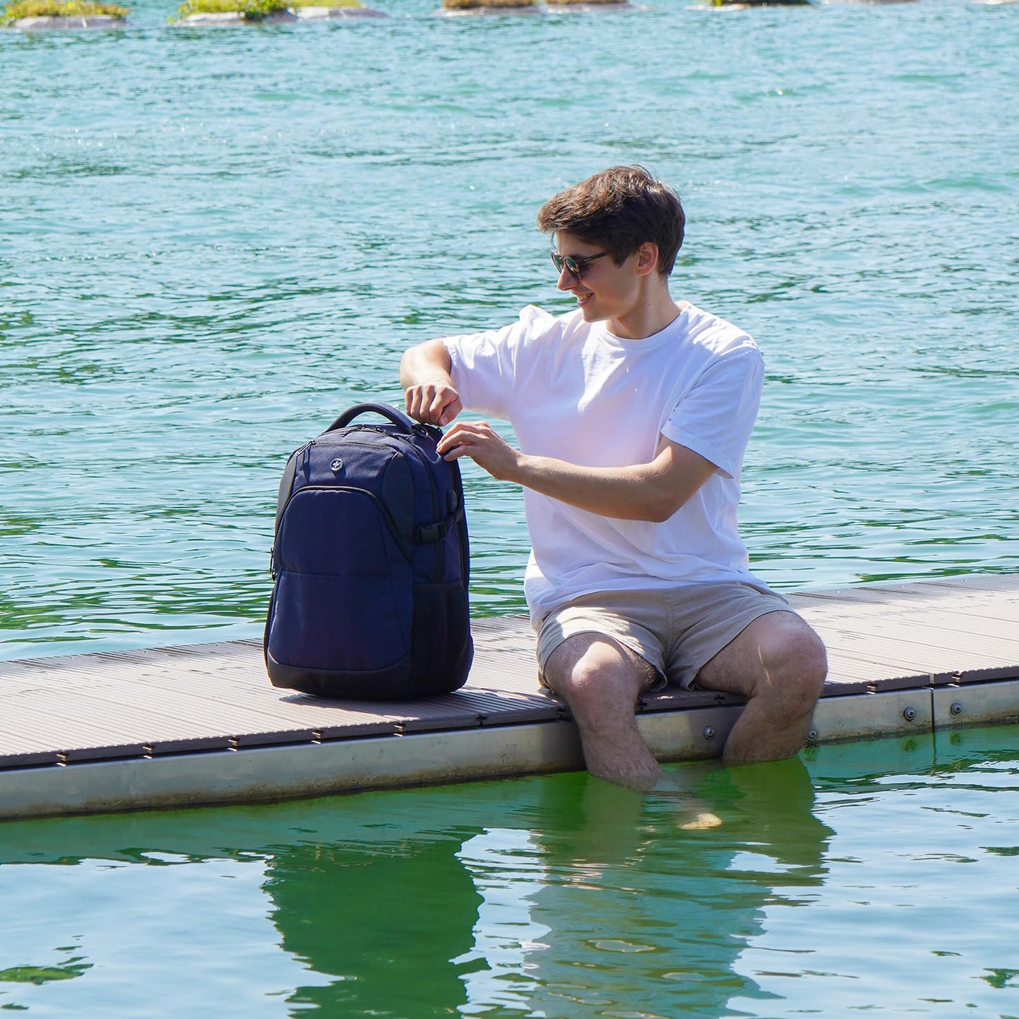 Swissdigital Design Travel Laptop Backpack for Men and Women, Business Backpack with USB Charging Port for Fits 16 Inch Notebook, Blue | SD1670-12