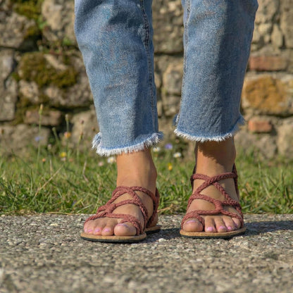 Plaka Nova Barefoot Sandals for Women – Zero Drop Minimalist Walking Sandals with Wide Toe Box, 8mm Thin Sole, Lightweight & Comfortable Fit, Adjustable Straps, Vegan Friendly, Rust, Size 8