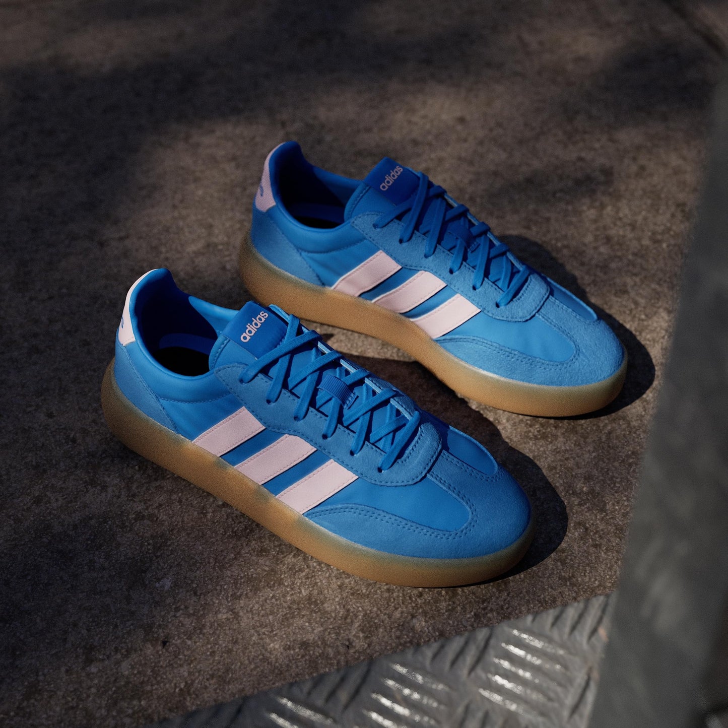 adidas Women's Barreda Decode, Ray Blue/Clear Pink/Gum, 9.5