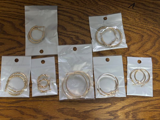 7 Pairs Gold Hoop Earrings