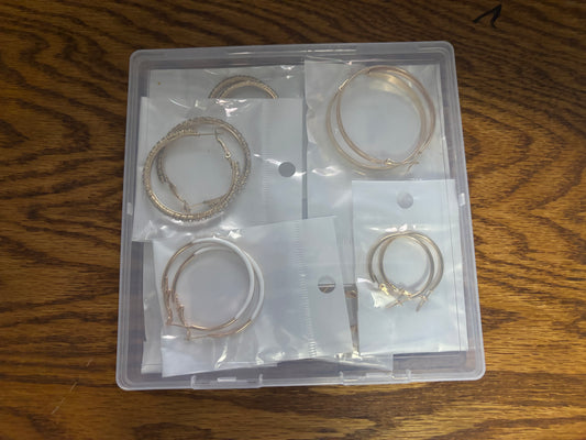 7 Pairs Gold Hoop Earrings